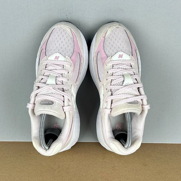 New Balance 2002R Athletic Shoes Kids 4 Pink White Low Top Lace Up Suede - Picture 5 of 10